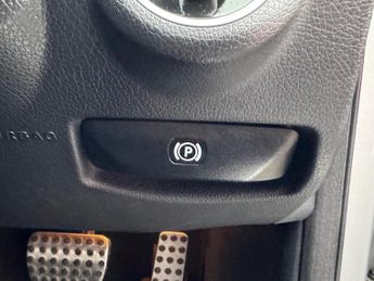 Mercedes-Benz E Class 2.1 E220d BlueTEC AMG Line G-Tronic+ Euro 6 (s/s) 2dr