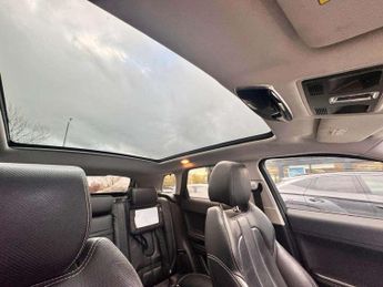 Land Rover Range Rover Evoque 2.2 SD4 Dynamic Auto 4WD Euro 5 5dr