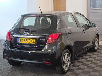 Toyota Yaris 1.5 VVT-h Icon E-CVT Euro 6 5dr