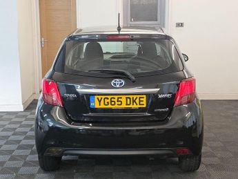 Toyota Yaris 1.5 VVT-h Icon E-CVT Euro 6 5dr