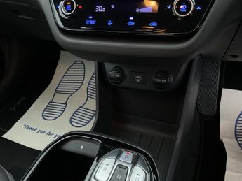 Hyundai Ioniq PREMIUM EV