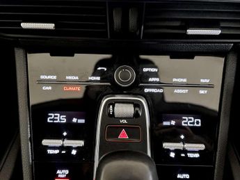 Porsche Cayenne 3.0T V6 TiptronicS 4WD Euro 6 (s/s) 5dr