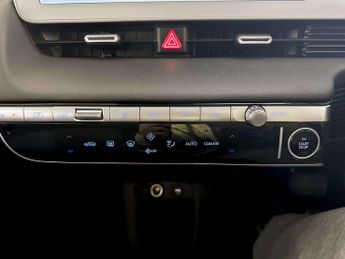 Hyundai IONIQ 5 58kWh SE Connect Hatchback 5dr Electric Auto (170 ps)