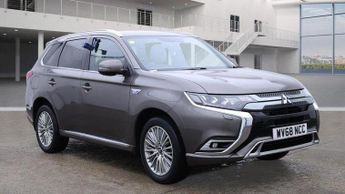 Mitsubishi Outlander 2.4h TwinMotor 13.8kWh 4h CVT 4WD Euro 6 (s/s) 5dr