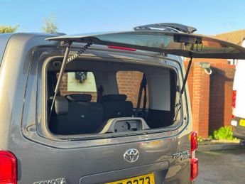 Toyota PROACE Verso 2.0D Family Medium MPV Auto MWB Euro 6 (s/s) 5dr (8 Seat)