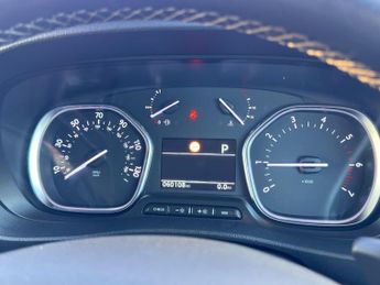 Toyota PROACE Verso 2.0D Family Medium MPV Auto MWB Euro 6 (s/s) 5dr (8 Seat)