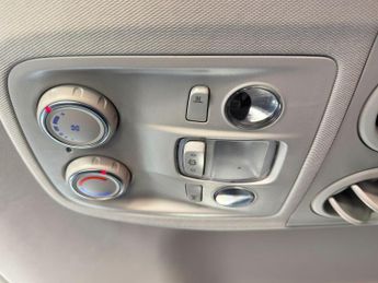 Toyota PROACE Verso 2.0D Family Medium MPV Auto MWB Euro 6 (s/s) 5dr (8 Seat)