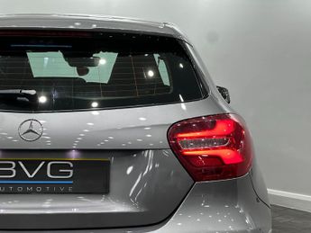 Mercedes-Benz A Class 2.1 A200d AMG Line (Premium) 7G-DCT Euro 6 (s/s) 5dr