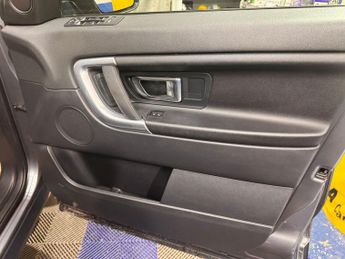 Land Rover Discovery Sport 2.0 TD4 SE Tech Auto 4WD Euro 6 (s/s) 5dr