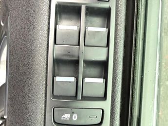 Land Rover Discovery Sport 2.2 SD4 SE Tech Auto 4WD Euro 5 (s/s) 5dr