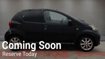 Toyota AYGO 1.0 VVT-i Black Euro 4 5dr