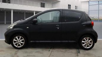 Toyota AYGO 1.0 VVT-i Black Euro 4 5dr