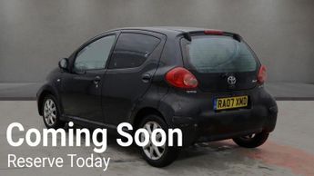 Toyota AYGO 1.0 VVT-i Black Euro 4 5dr