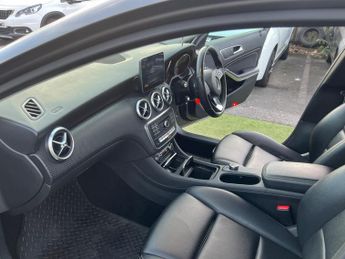 Mercedes-Benz A Class 2.1 A200d Sport 7G-DCT Euro 6 (s/s) 5dr