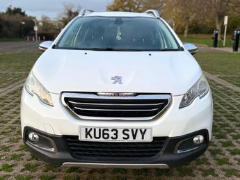 Peugeot 2008 1.2 VTi Allure SUV 5dr Petrol Manual Euro 5 (82 ps)