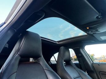 Mercedes-Benz A Class 2.1 A220 CDI AMG Night Edition 7G-DCT Euro 6 (s/s) 5dr