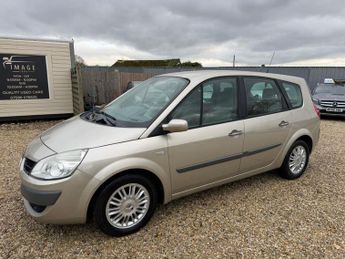 Renault Grand Scenic 2.0 VVT Privilege 5dr