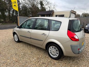 Renault Grand Scenic 2.0 VVT Privilege 5dr