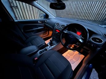 Ford Focus 2.0 Titanium 5dr