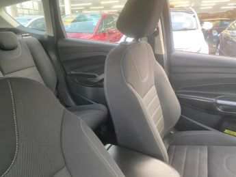 Ford Kuga 1.5T EcoBoost Zetec Auto AWD Euro 6 (s/s) 5dr