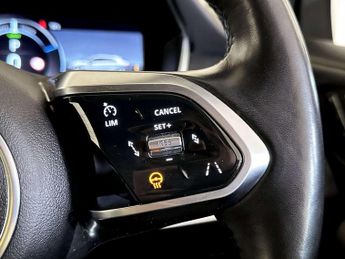 Jaguar I-PACE 400 90kWh SE SUV 5dr Electric Auto 4WD (400 ps)
