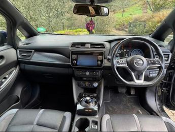 Nissan Leaf 40kWh Tekna Auto 5dr