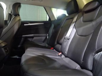 Ford Mondeo 2.0T EcoBoost Titanium Auto Euro 6 (s/s) 5dr