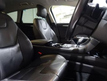 Ford Mondeo 2.0T EcoBoost Titanium Auto Euro 6 (s/s) 5dr