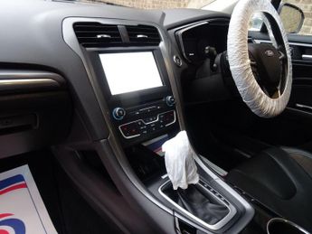 Ford Mondeo 2.0T EcoBoost Titanium Auto Euro 6 (s/s) 5dr