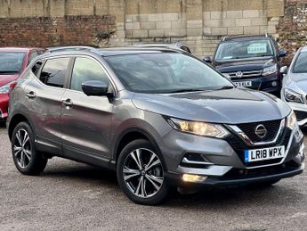 Nissan Qashqai 1.2 DIG-T N-Connecta XTRON Euro 6 (s/s) 5dr