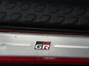 Toyota C-HR 2.0 VVT-h GR SPORT SUV 5dr Petrol Hybrid CVT Euro 6 (s/s) (184 p