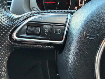 Audi Q3 2.0 TDI S line S Tronic quattro Euro 5 (s/s) 5dr