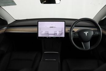 Tesla Model 3 Auto RWD 4dr