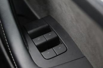 Tesla Model 3 Auto RWD 4dr