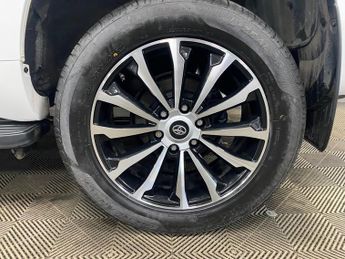 Toyota Land Cruiser 2.8D Active Auto 4WD Euro 6 (s/s) 3dr