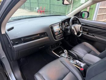 Mitsubishi Outlander 2.0h 12kWh GX4h CVT 4WD Euro 6 (s/s) 5dr