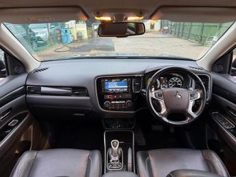 Mitsubishi Outlander 2.0h 12kWh GX4h CVT 4WD Euro 6 (s/s) 5dr
