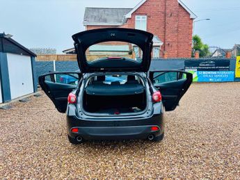 Mazda Mazda3 2.0 SKYACTIV-G SE Nav Auto Euro 5 (s/s) 5dr