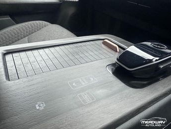 Nissan ARIYA 87kWh Advance Auto 5dr 22kW Charger