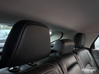 Nissan ARIYA 87kWh Advance Auto 5dr 22kW Charger