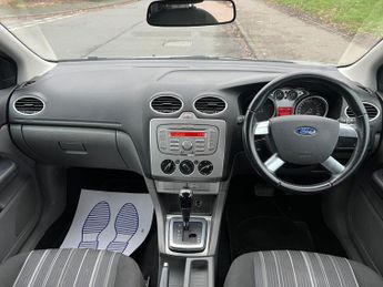 Ford Focus 1.6 Style 5dr
