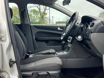 Ford Focus 1.6 Style 5dr