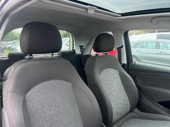 Vauxhall ADAM 1.4i GLAM Euro 6 3dr