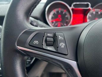 Vauxhall ADAM 1.4i GLAM Euro 6 3dr