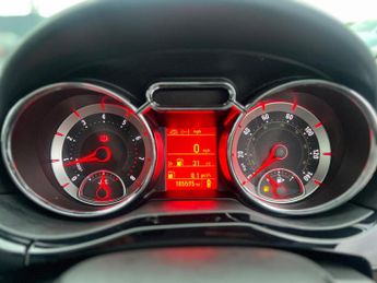 Vauxhall ADAM 1.4i GLAM Euro 6 3dr