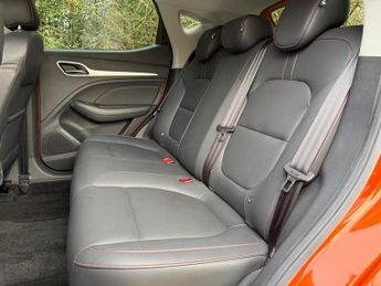 MG MG ZS 1.0 T-GDI Exclusive Auto Euro 6 5dr