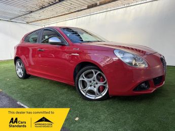 Alfa Romeo Giulietta 2.0 JTDM-2 QV Line TCT Euro 5 (s/s) 5dr