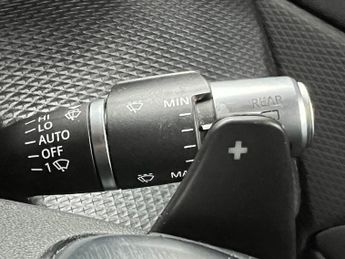 Land Rover Range Rover Evoque 2.0 D150 R-Dynamic S Auto 4WD Euro 6 (s/s) 5dr