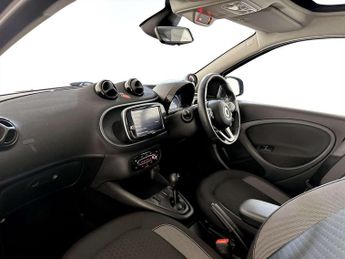 Smart forfour 17.6kWh Premium Hatchback 5dr Electric Auto (22kW Charger) (82 p