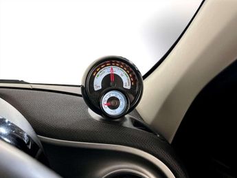 Smart forfour 17.6kWh Premium Hatchback 5dr Electric Auto (22kW Charger) (82 p